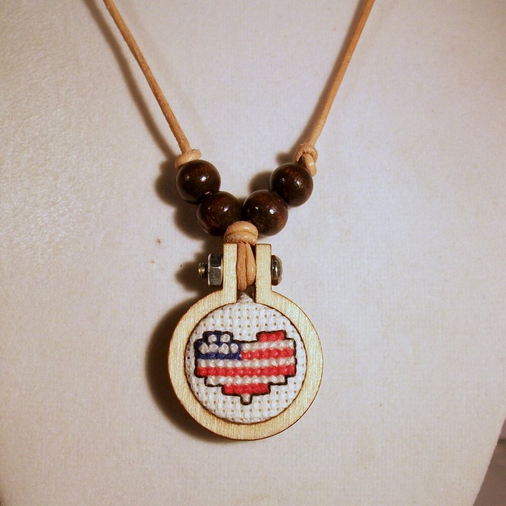 Cross Stitch Heart Shape American Flag Mini Embroidery Hoop Pendant Necklace